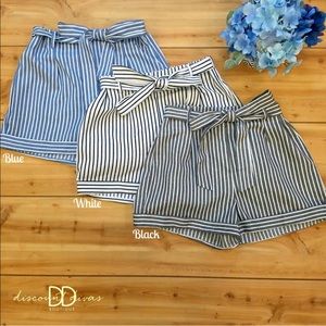 striped shorts with belt